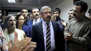 ۴ ویدئو مربوط به لحظه ترور و کشته شدن طاهر ایلچی، وکیل مشهور مدافع حقوق کردها در ترکیه